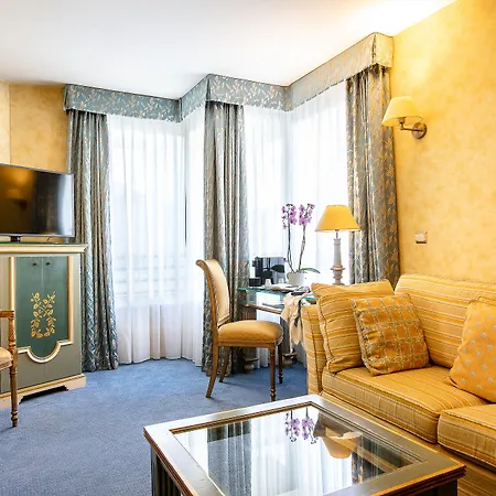Beaumarchais 4*
