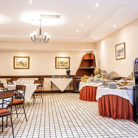 Beaumarchais 4*