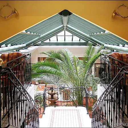 Hotel Beaumarchais Parigi