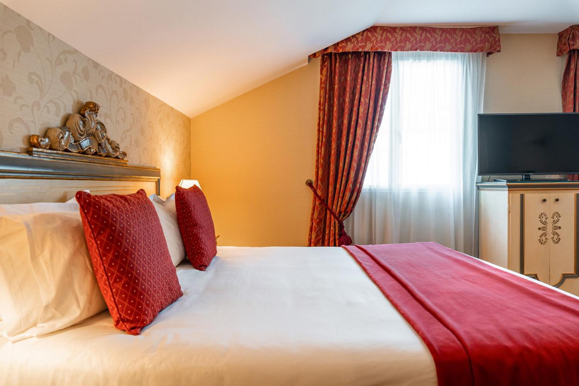 Beaumarchais 4* Parigi