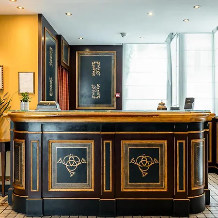 Beaumarchais Hotel